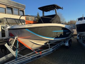 QUICKSILVER 705 OPEN + MERCURY F200XL V6